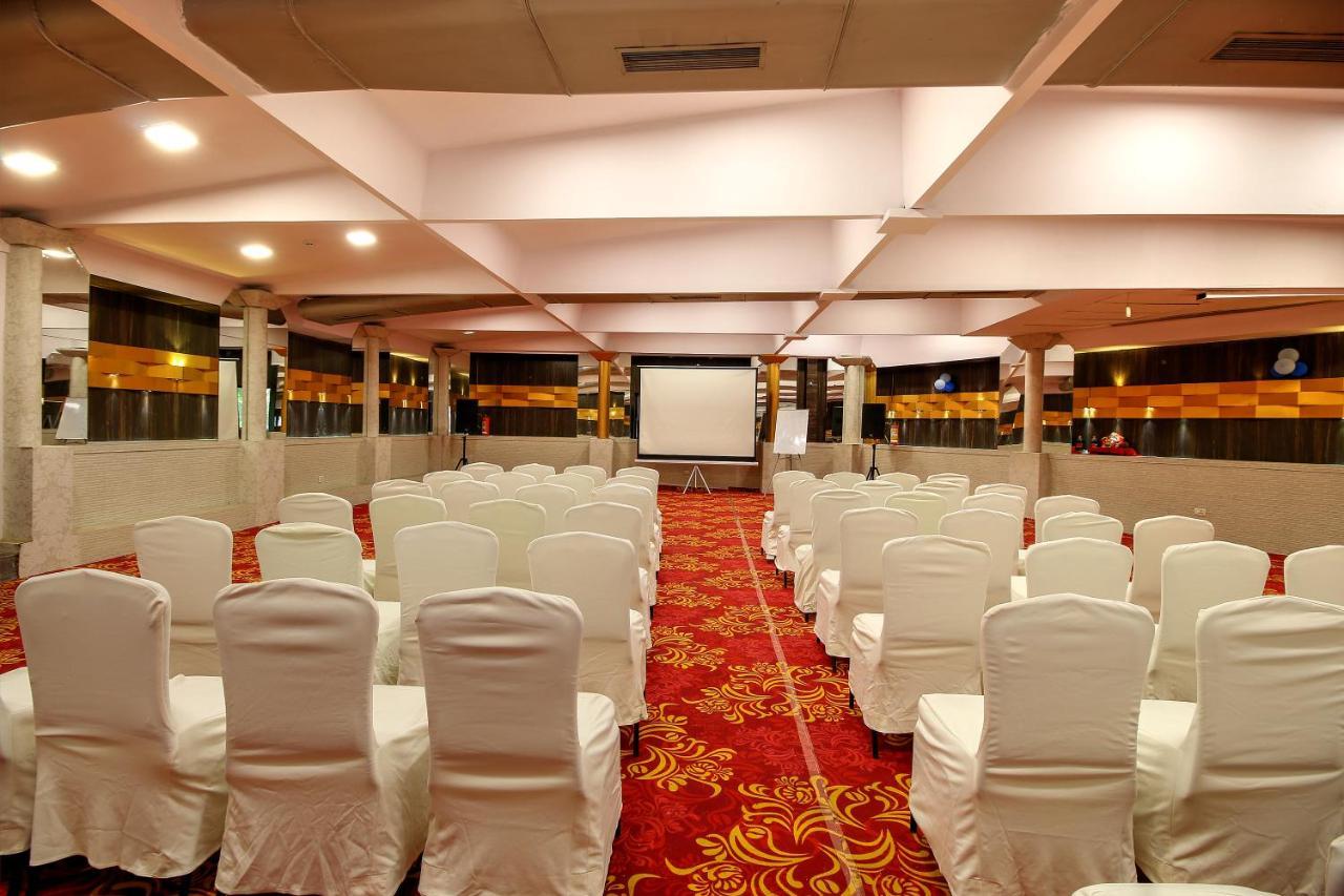 Hotel Mumbai House Juhu, Santacruz West, Mumbai Eksteriør bilde